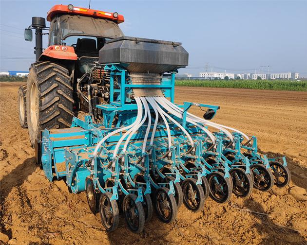8/12 Rows Seeding Machine with Profiling Assembly