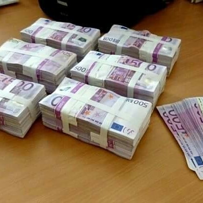 Pack Of Wholesale Prop Copy Money Euro 10 500 Euro Fake Banknotes For  Party, Collection, And Gifts From Ds3927, $15.3