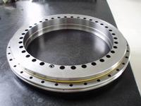 YRT120 high precision turntable bearings for vertical lathe